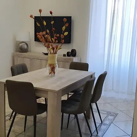 La Casa Di Maya Appartement