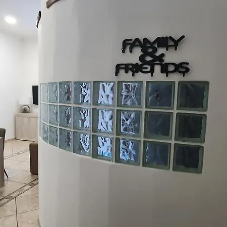 La Casa Di Maya * Napels