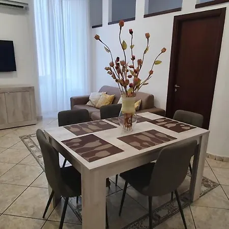 La Casa Di Maya
